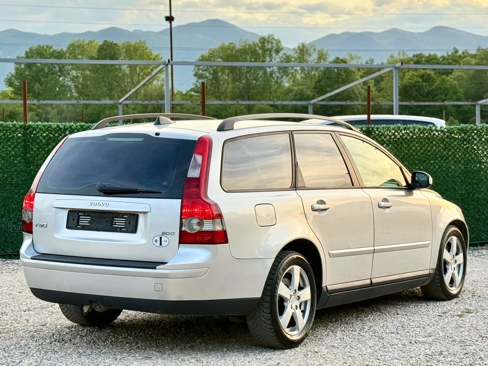 Volvo V50 2.0HDi FACELIFT, снимка 7 - Автомобили и джипове - 54449795