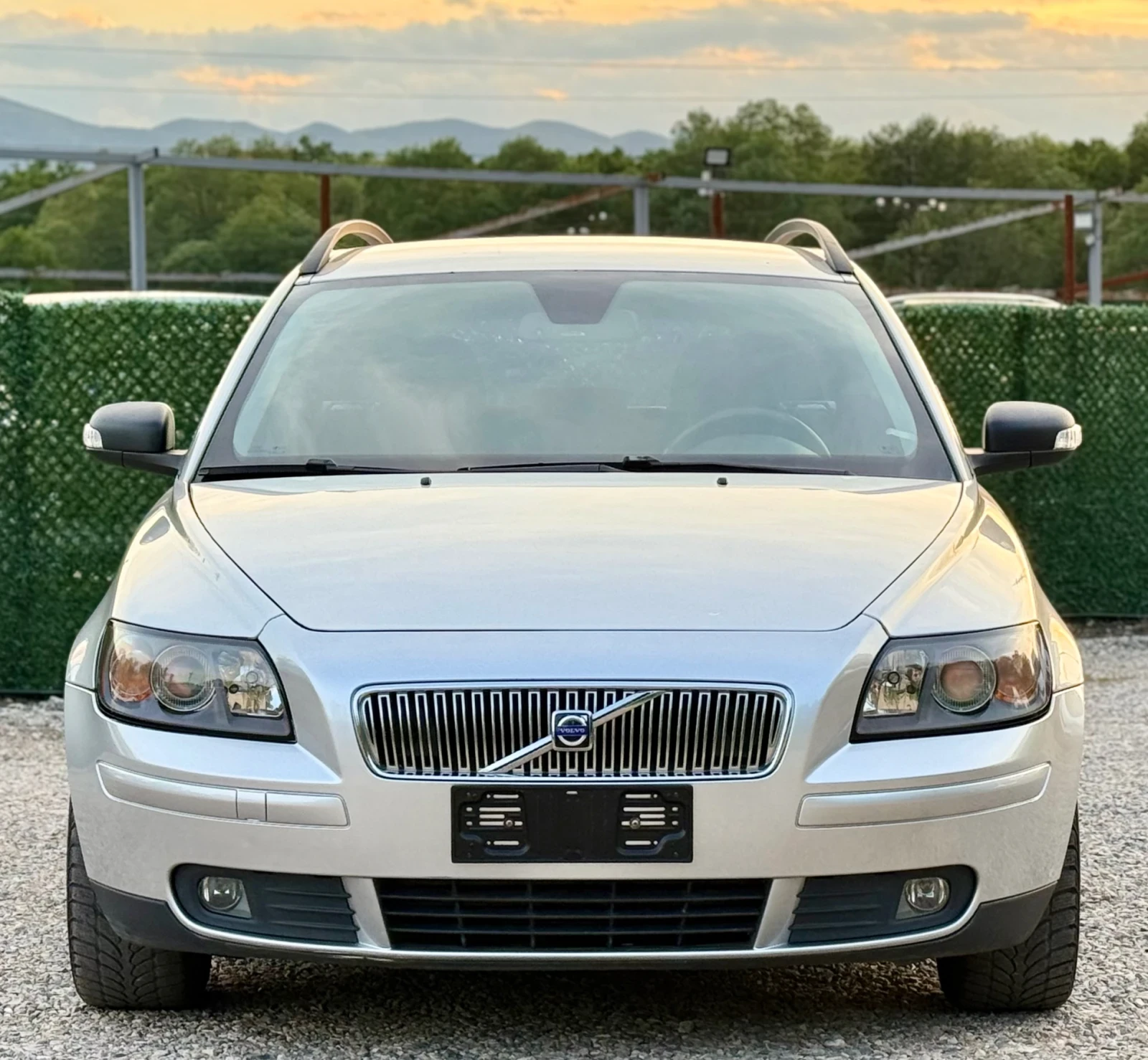 Volvo V50 2.0HDi FACELIFT, снимка 2 - Автомобили и джипове - 54449795