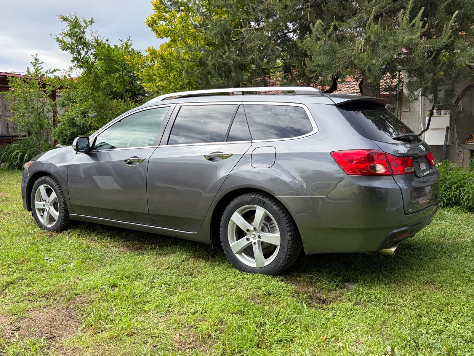 Honda Accord 2.4 i-VTEC, снимка 4 - Автомобили и джипове - 54584429