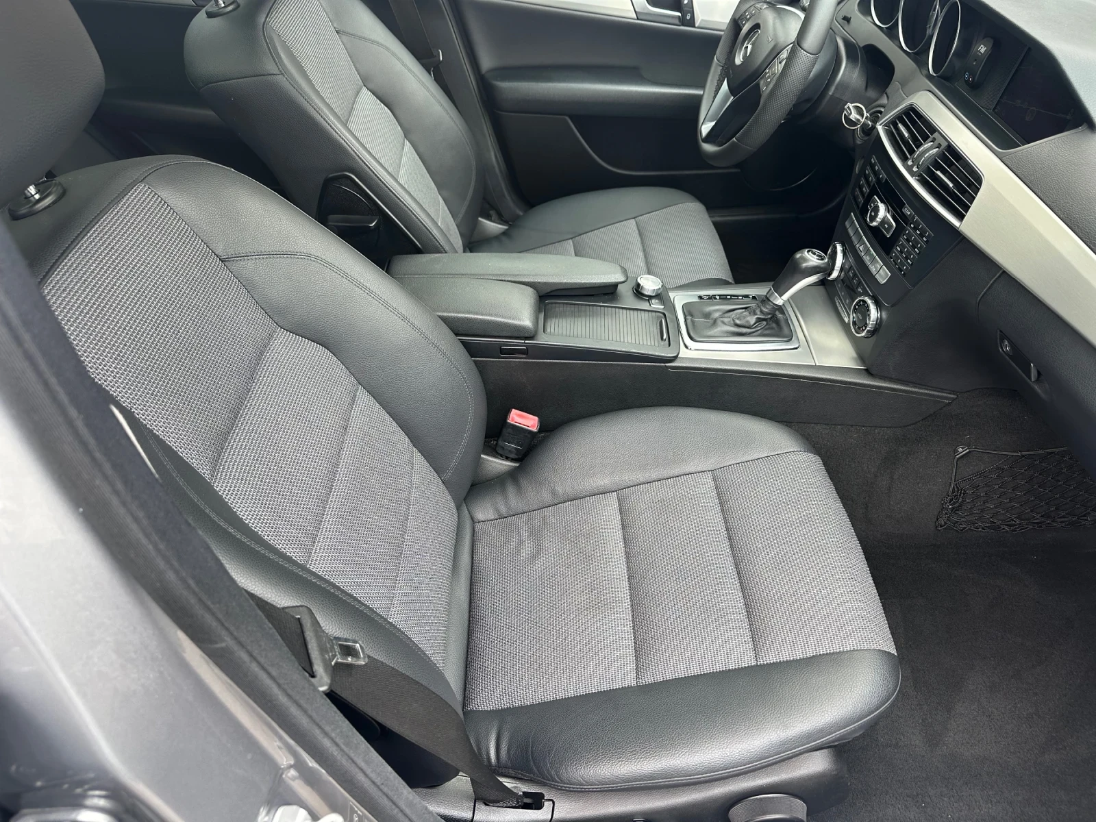 Mercedes-Benz C 220 2, 2CDI-136 k.c. , снимка 14 - Автомобили и джипове - 54708682