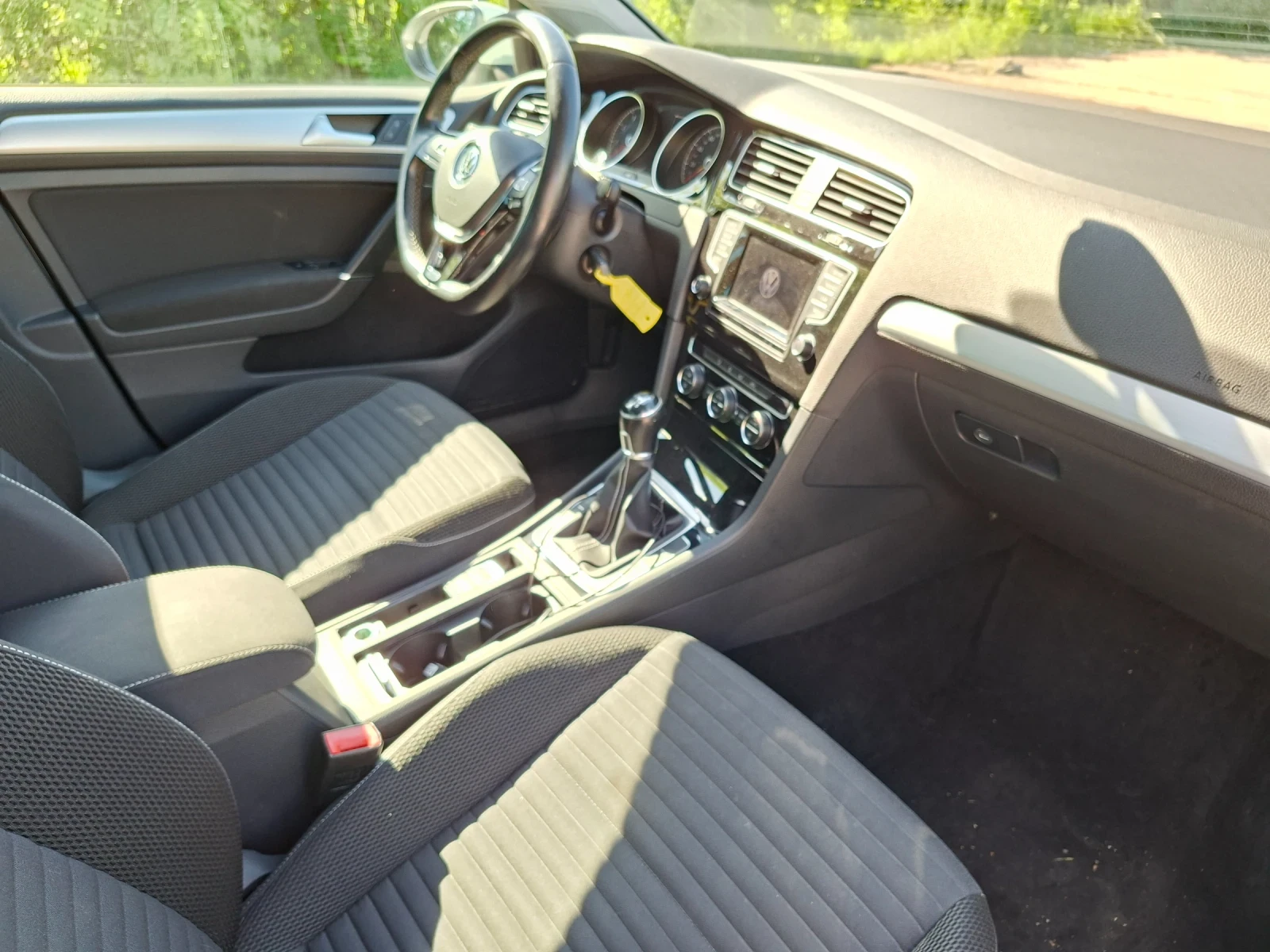 VW Golf 1.4 TSI, снимка 9 - Автомобили и джипове - 54717941