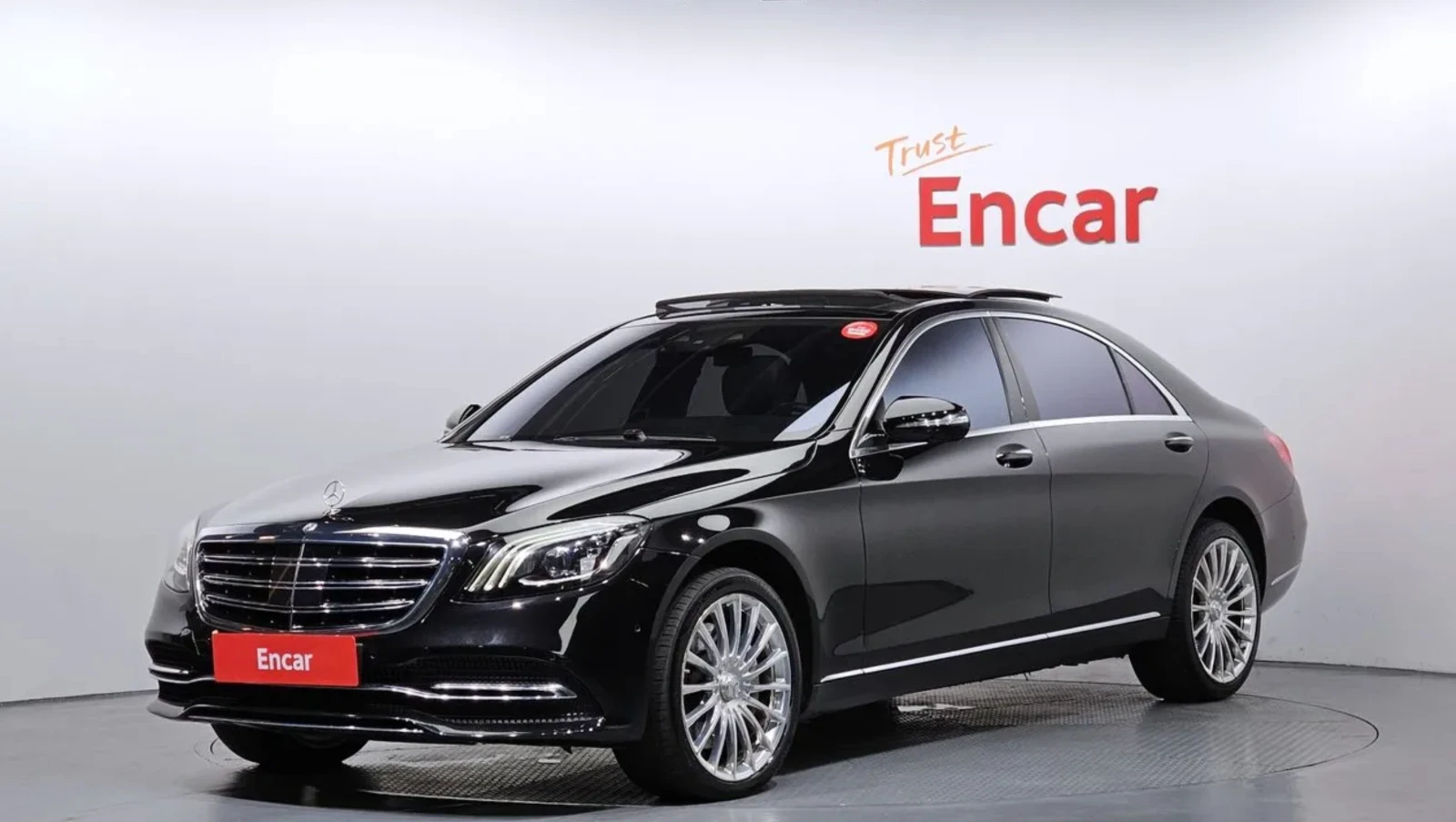 Mercedes-Benz S 560 BURMESTER / МАСАЖИ / DISTRONIC+ / 360 КАМЕРИ /ОБДУ