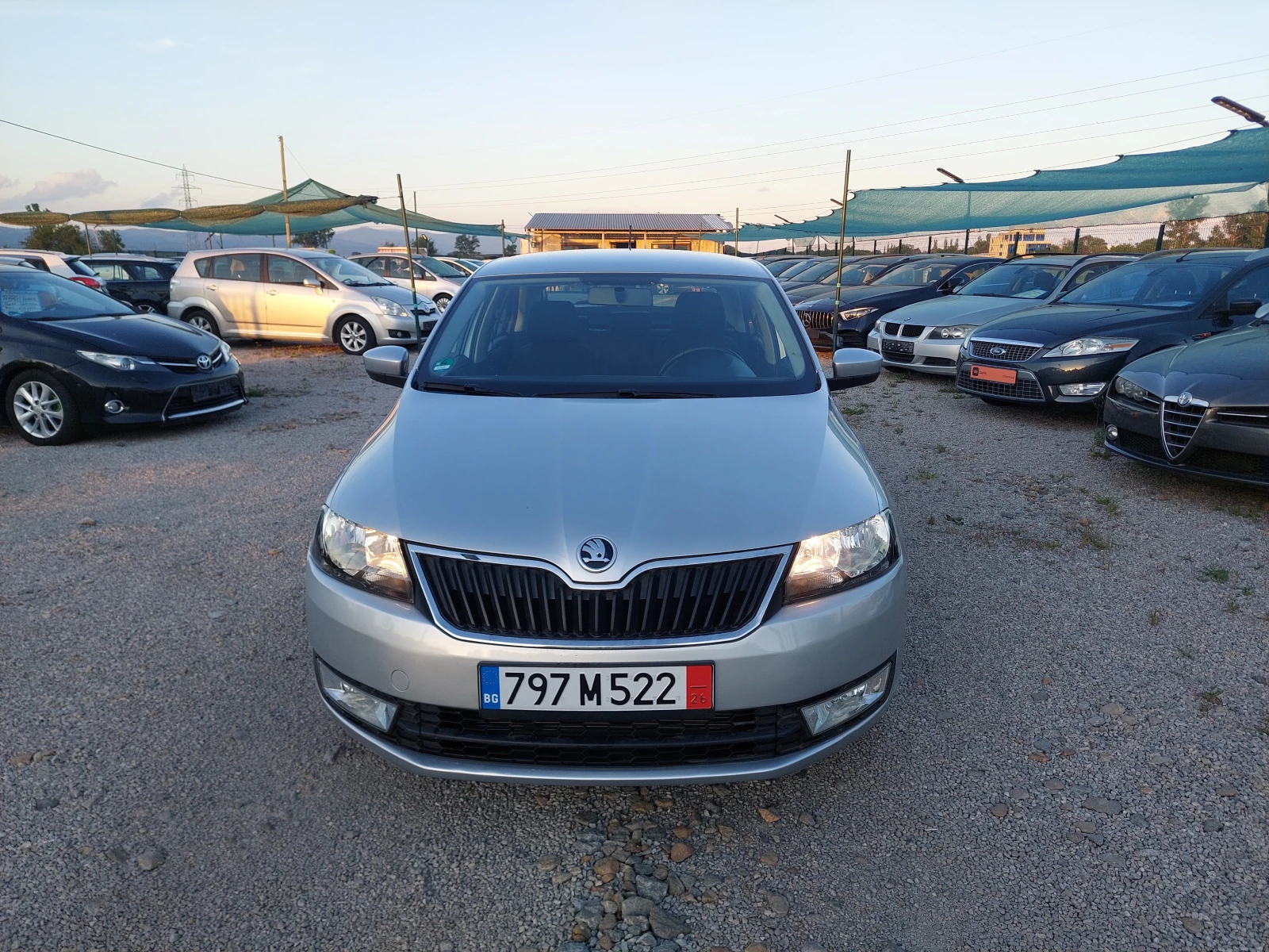 Skoda Rapid 1.4 TSI АВТОМАТИК , снимка 2 - Автомобили и джипове - 54967812