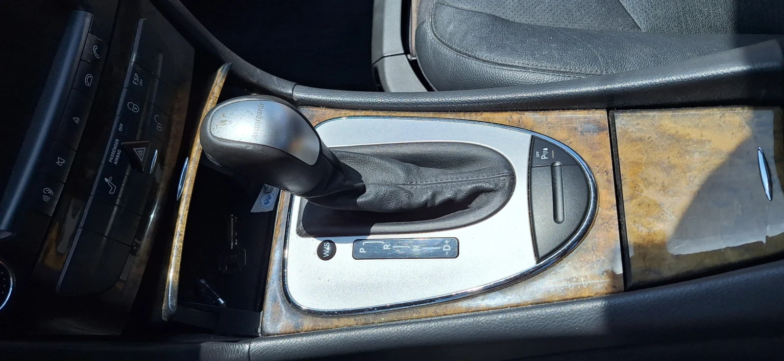 Mercedes-Benz E 320, снимка 8 - Автомобили и джипове - 55294111