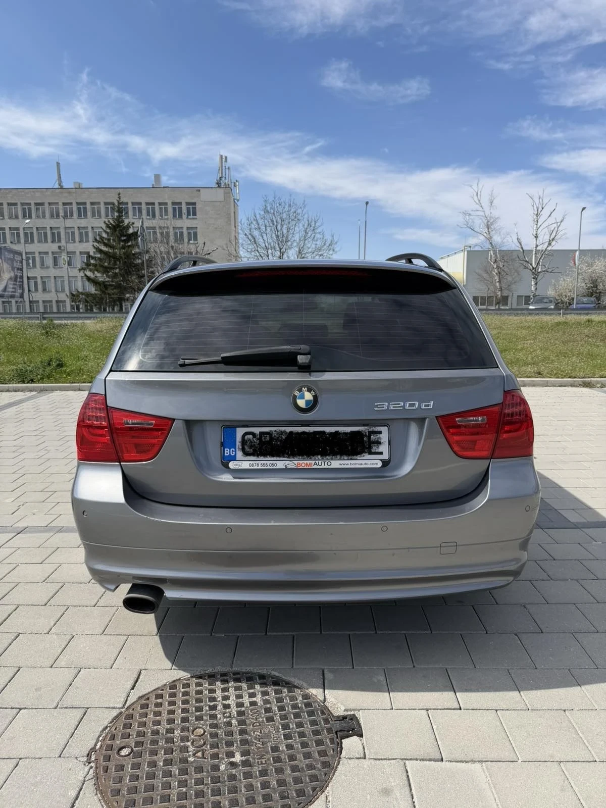 BMW 320, снимка 4 - Автомобили и джипове - 55515510
