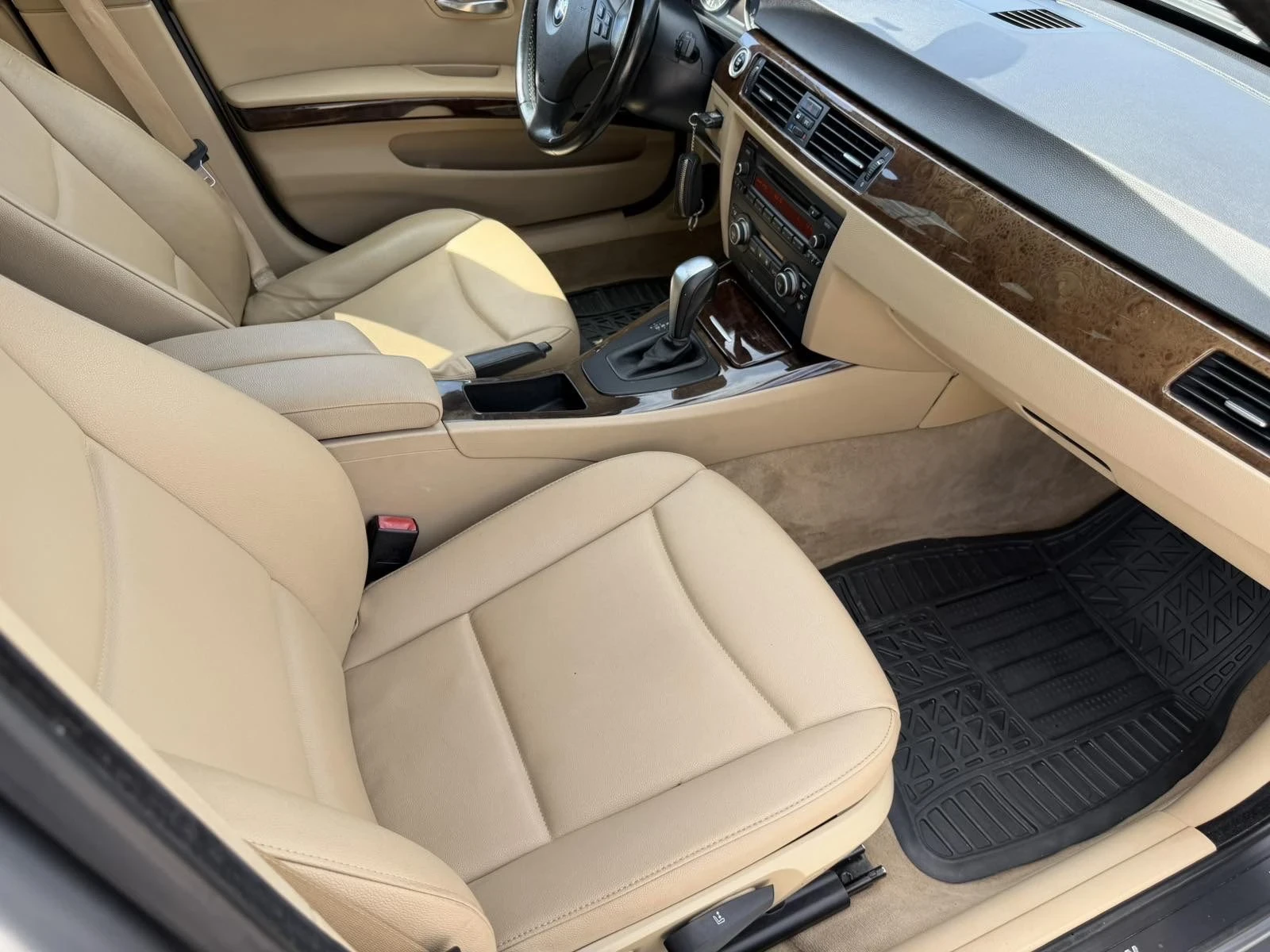 BMW 320, снимка 14 - Автомобили и джипове - 55515510