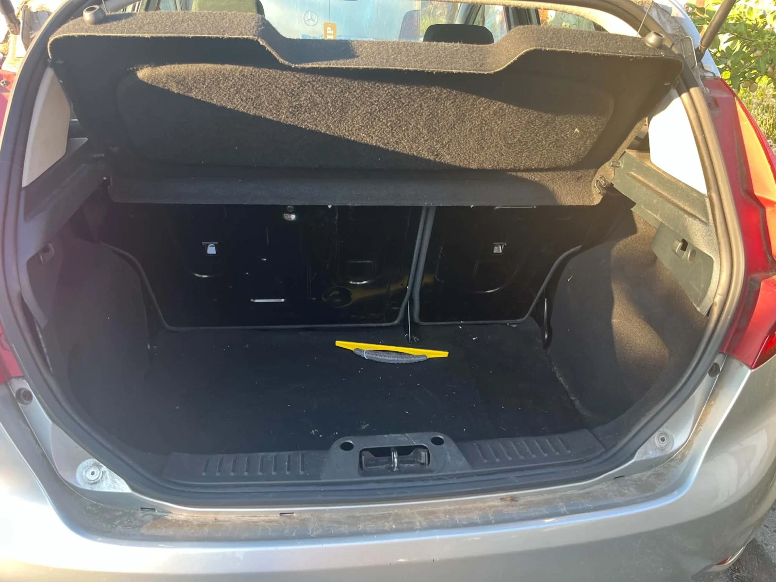 Ford Fiesta 1.3, снимка 9 - Автомобили и джипове - 55670913