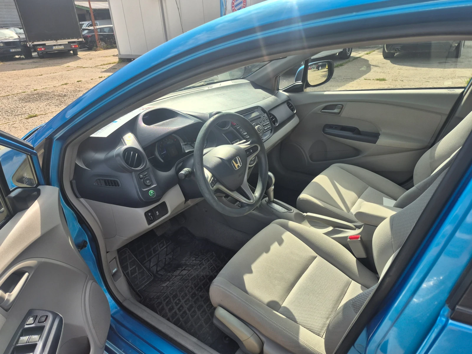 Honda Insight ХИБРИДЕН, снимка 8 - Автомобили и джипове - 55896438