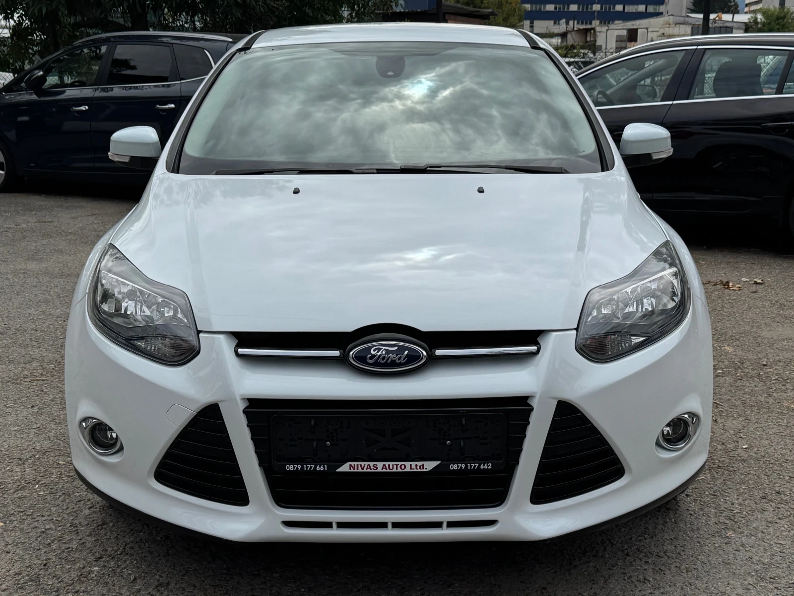 Ford Focus 1.6i ФАБРИЧНЕН ГАЗОВ ИНЖЕКЦИОН, снимка 2 - Автомобили и джипове - 56082422