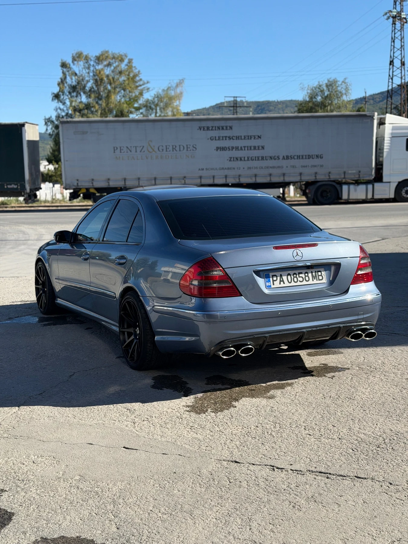 Mercedes-Benz E 320, снимка 4 - Автомобили и джипове - 56344025