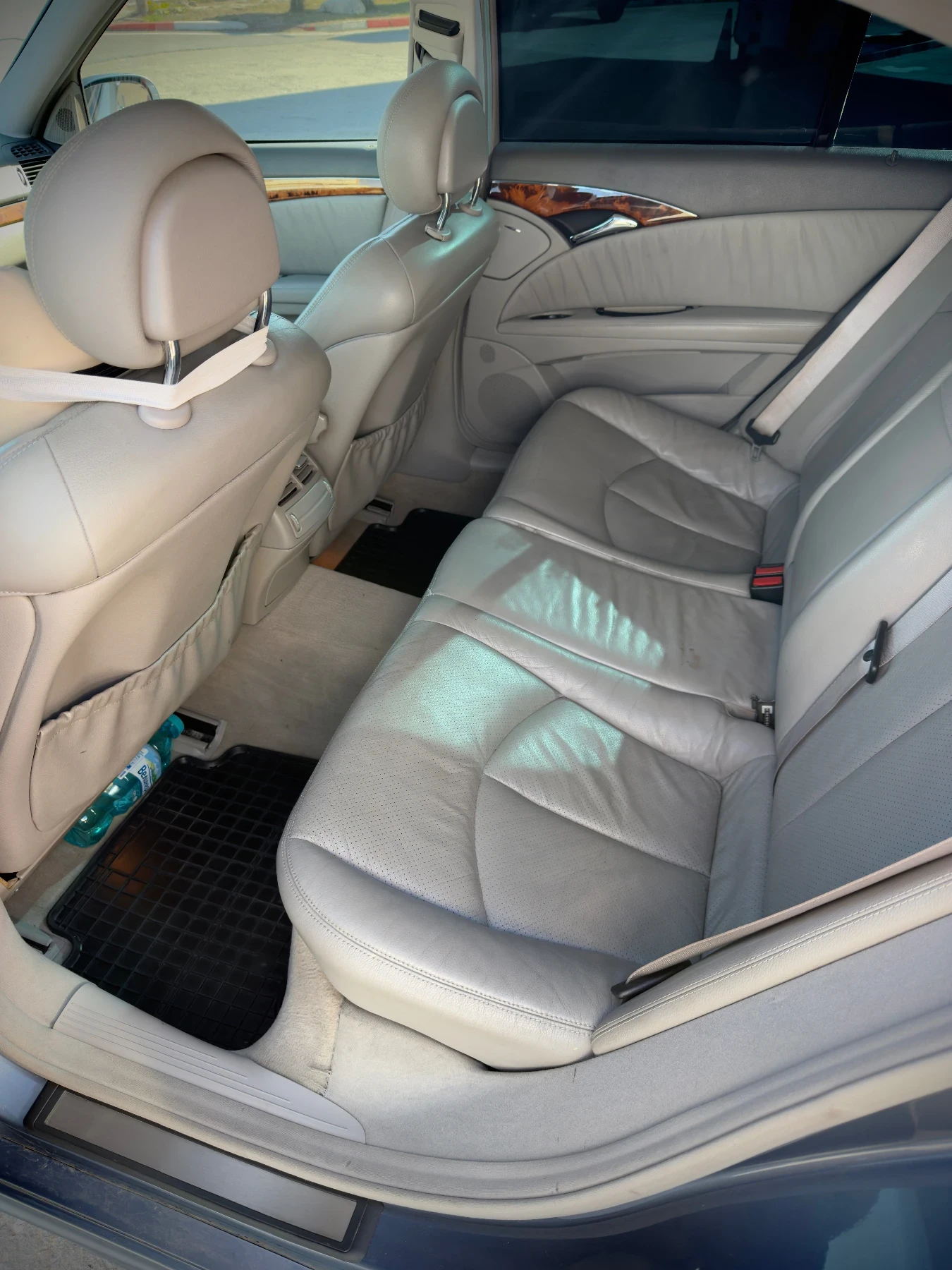 Mercedes-Benz E 320, снимка 9 - Автомобили и джипове - 56344025