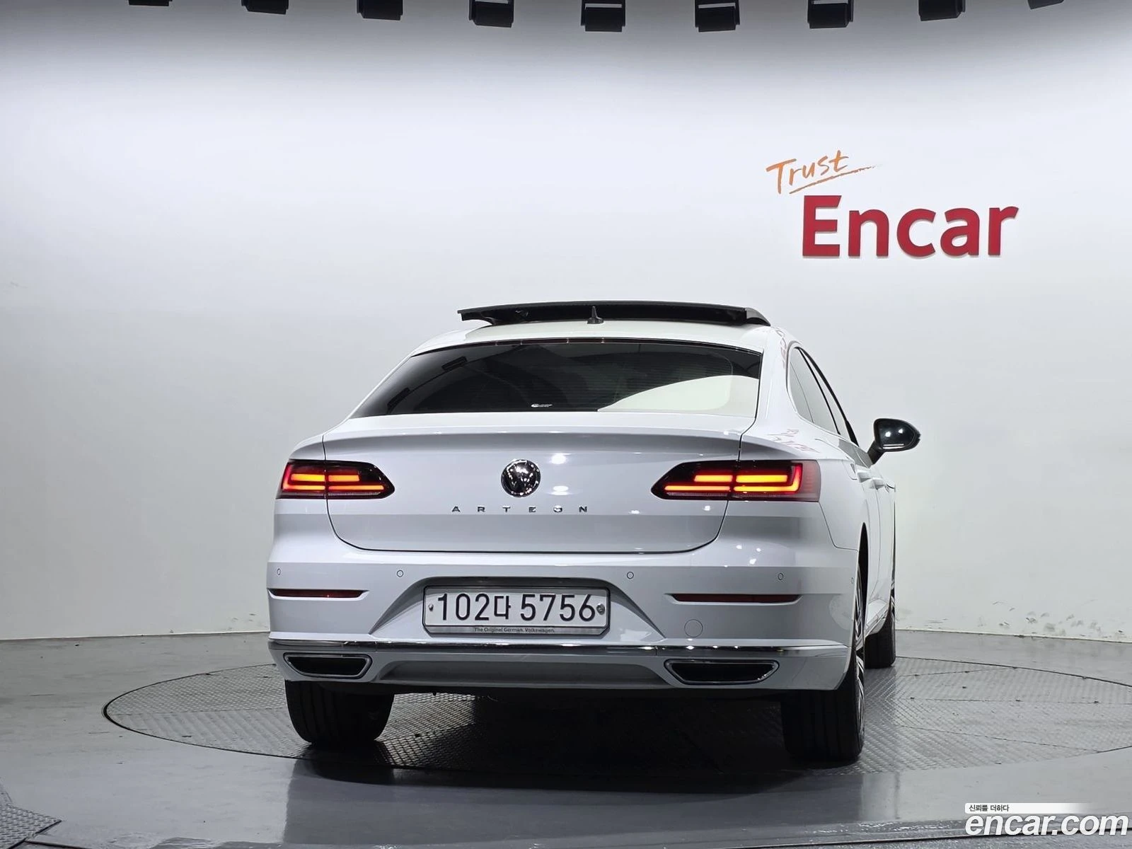 VW Arteon 2.0 TDI Premium, снимка 4 - Автомобили и джипове - 56570539