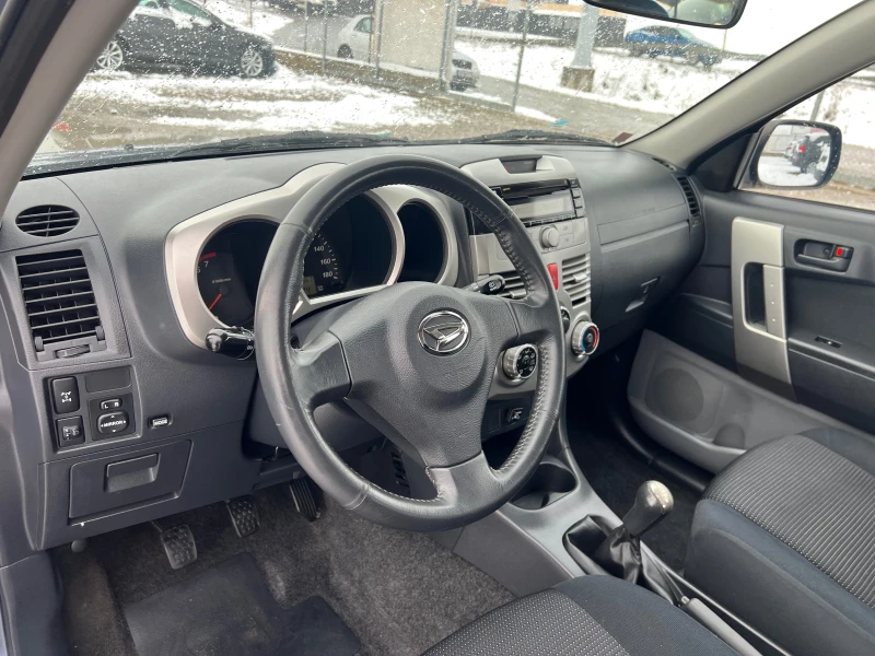 Daihatsu Terios 1.5 4X4(ГАЗ ИНЖ.), снимка 10 - Автомобили и джипове - 48686348