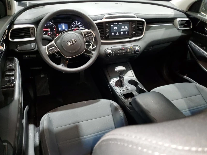 Kia Sorento, снимка 8 - Автомобили и джипове - 49562165