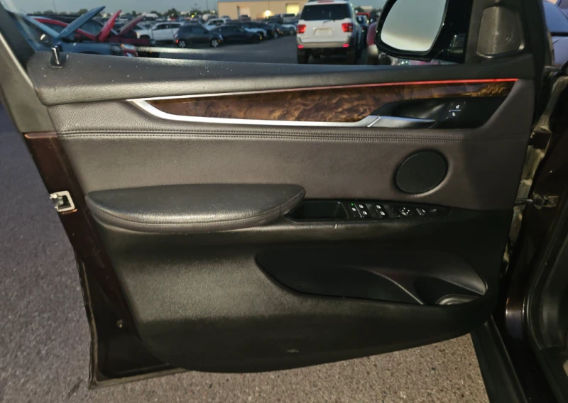 BMW X5 xDrive35i LUXURY LINE, снимка 8 - Автомобили и джипове - 52581506