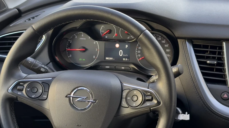 Opel Grandland X 130кс. Autom. 82хил.км.Lane assist Camera, снимка 10 - Автомобили и джипове - 52583453