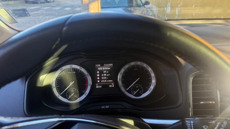 Skoda Karoq, снимка 8 - Автомобили и джипове - 52775403