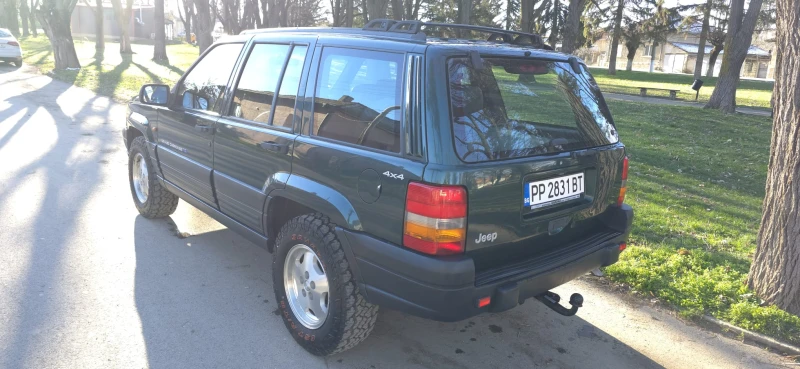Jeep Grand cherokee Оригинален, снимка 3 - Автомобили и джипове - 52800041