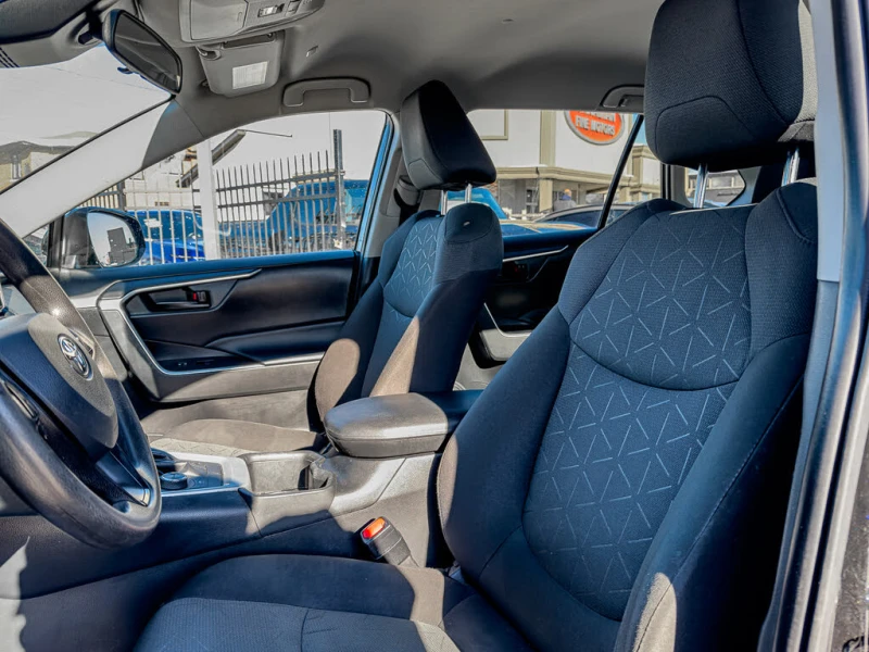 Toyota Rav4 HYBRID 2.5L AWD, снимка 7 - Автомобили и джипове - 53507698