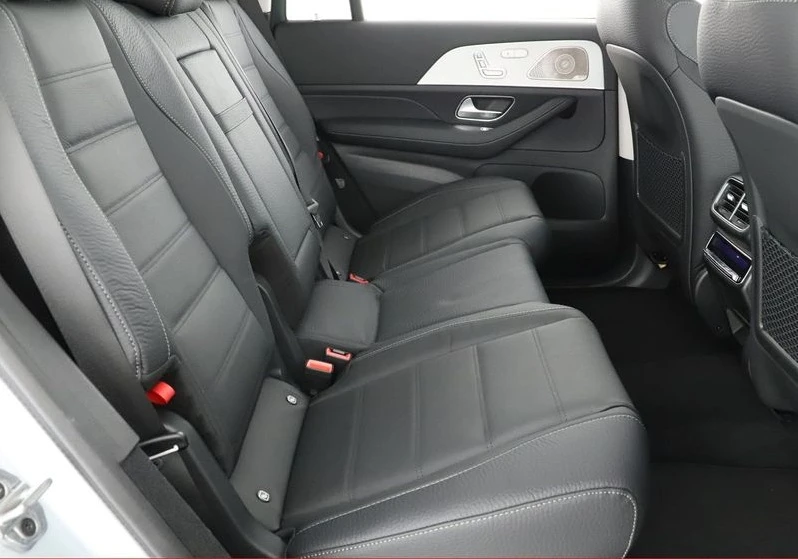 Mercedes-Benz GLS 350 d 4MATIC, снимка 8 - Автомобили и джипове - 53324382