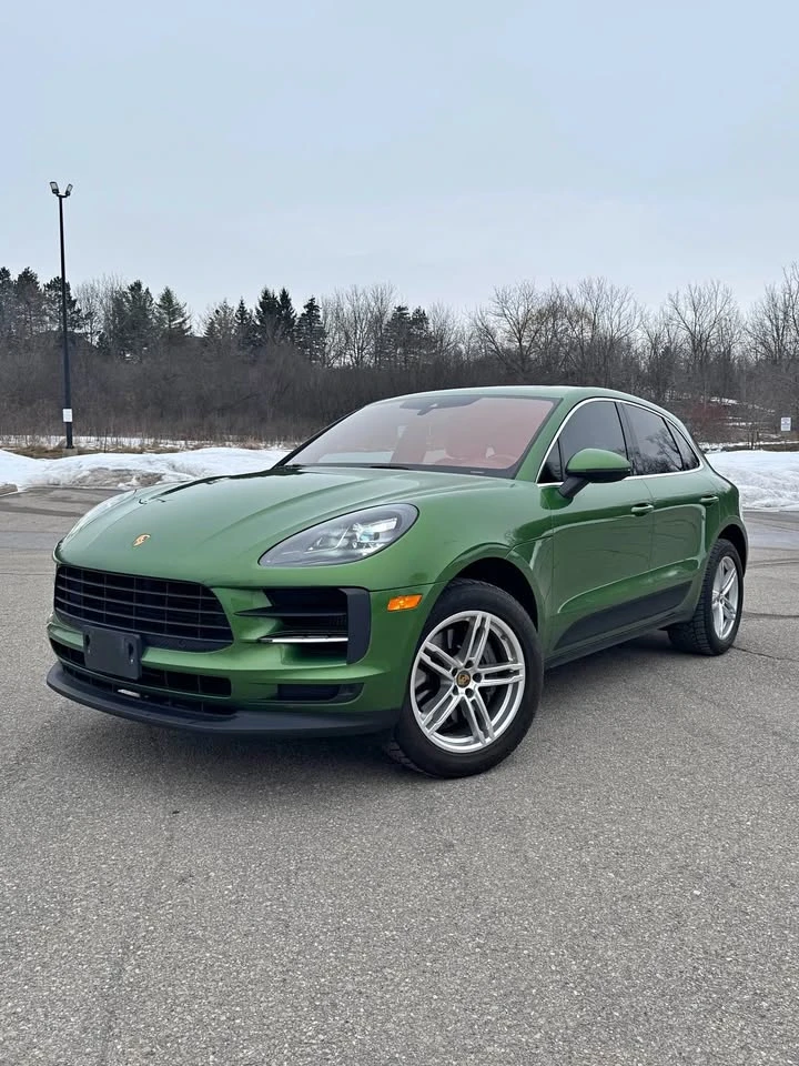 Porsche Macan S Mamba Green/ Heated and Ventilated/Pano