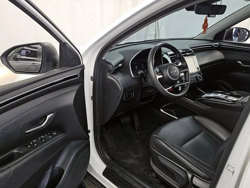 Hyundai Tucson 2.0 Automatic, снимка 6 - Автомобили и джипове - 55658633