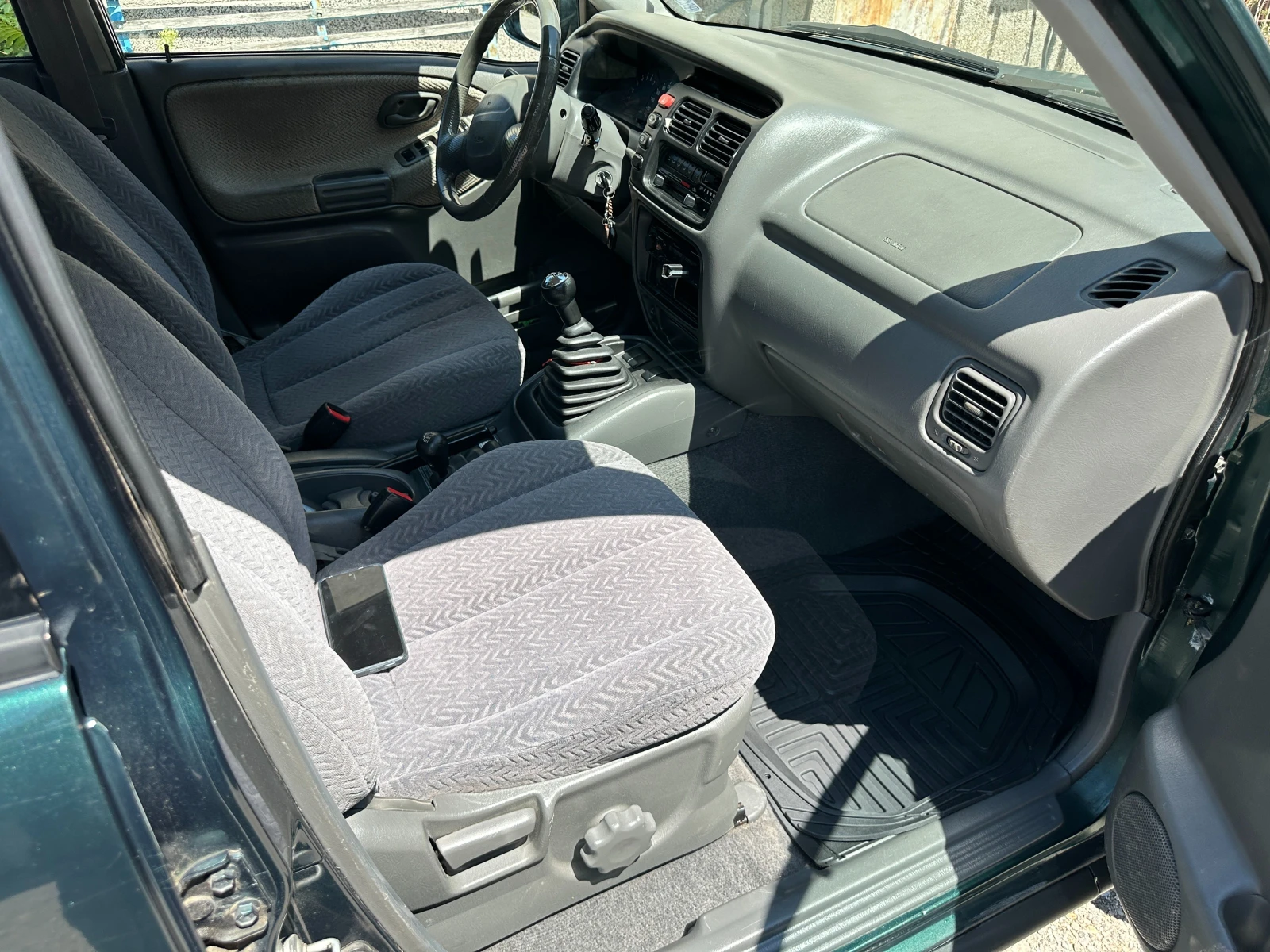Suzuki Grand vitara 2.5 V6 - изображение 8