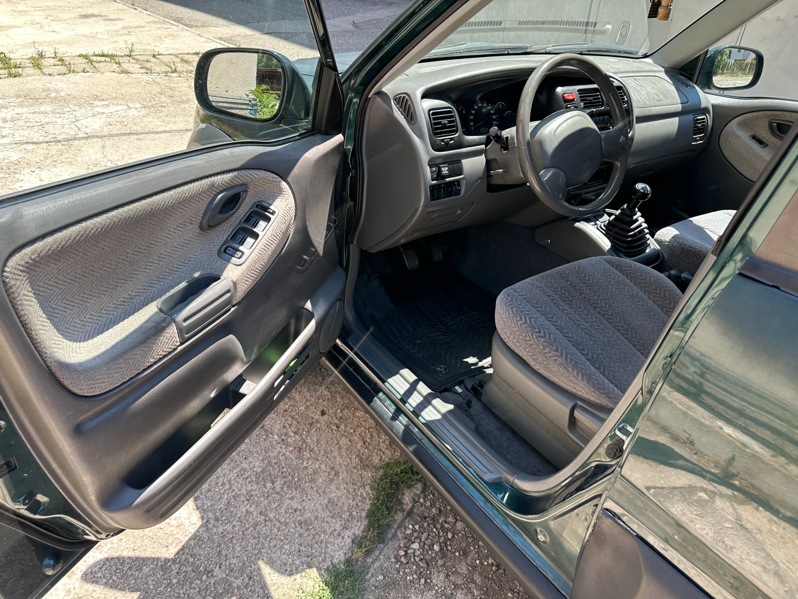Suzuki Grand vitara 2.5 V6 - изображение 7