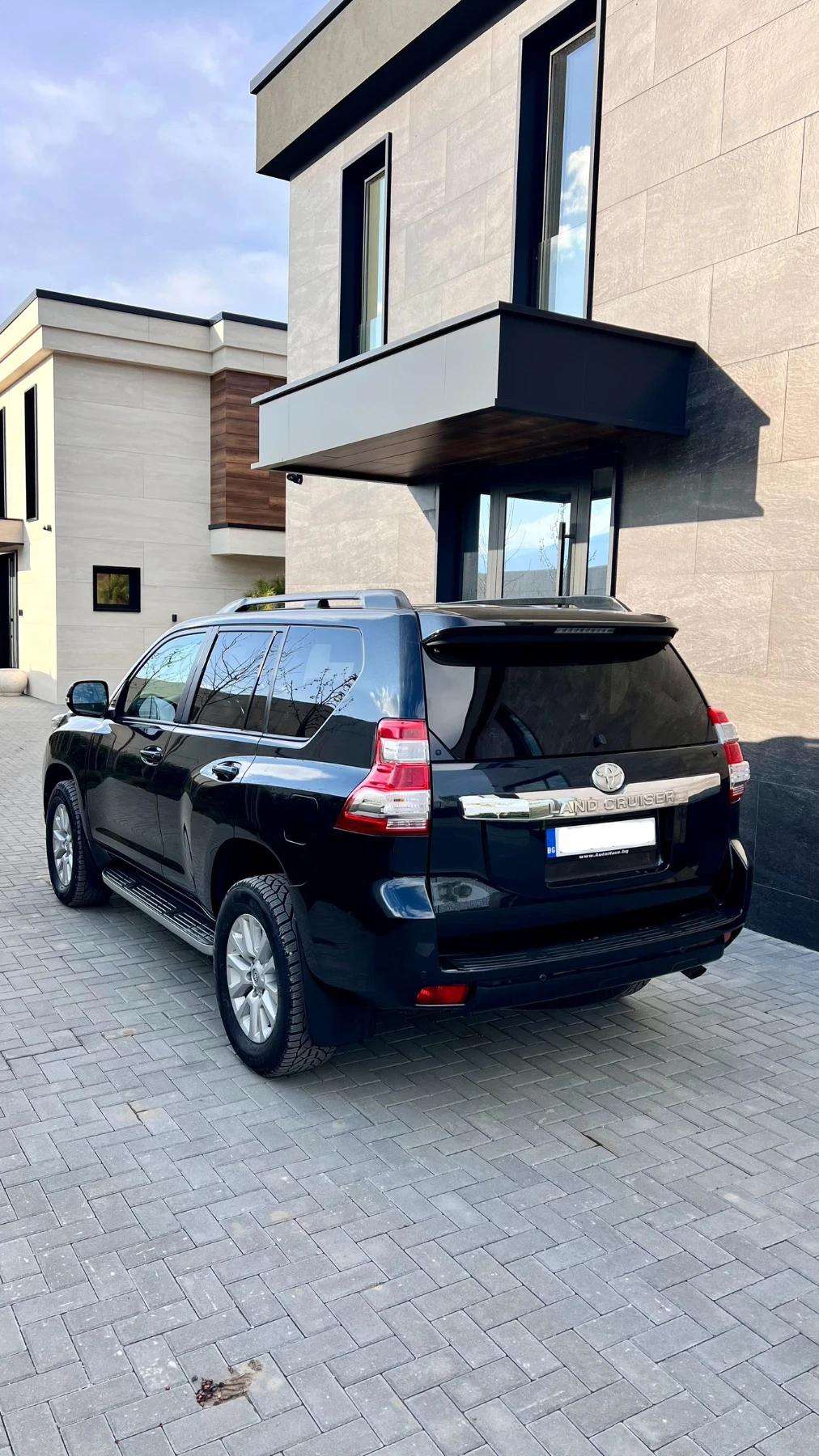 Toyota Land cruiser Luxury  - изображение 2