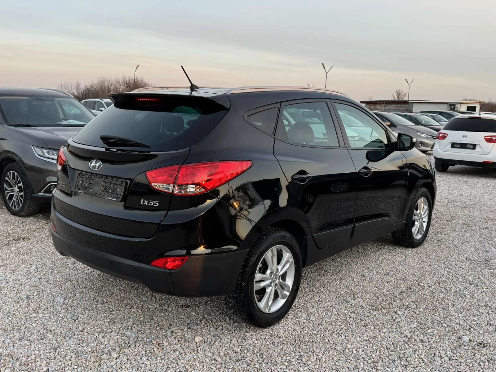 Hyundai IX35 1.6I, снимка 4 - Автомобили и джипове - 53815428