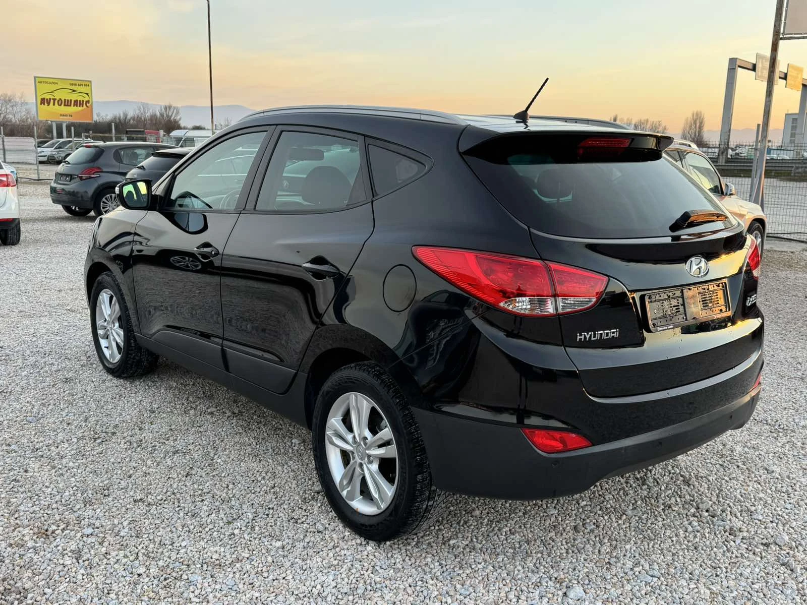 Hyundai IX35 1.6I, снимка 6 - Автомобили и джипове - 53815428