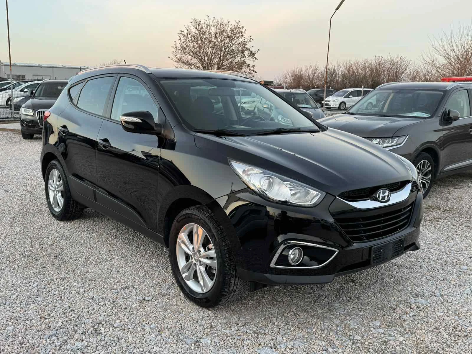 Hyundai IX35 1.6I, снимка 3 - Автомобили и джипове - 53815428