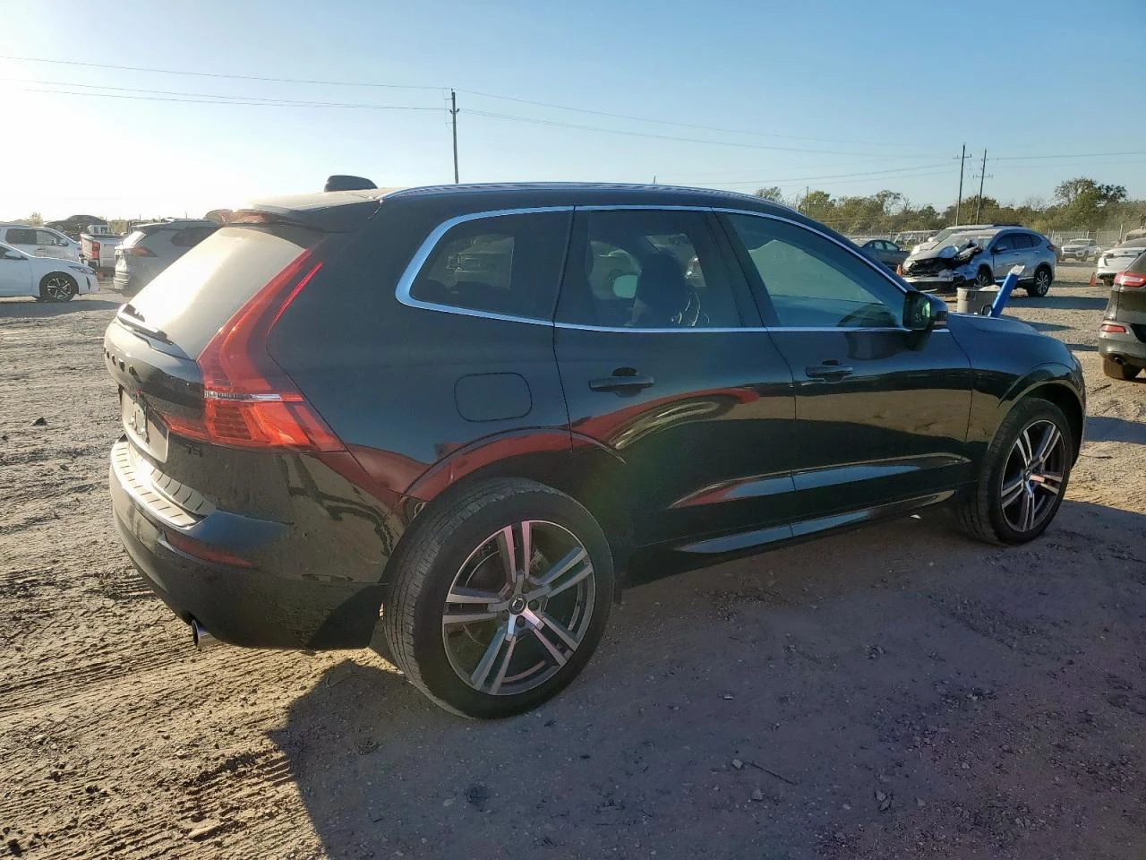 Volvo XC60 T5 MOMENTUM, снимка 6 - Автомобили и джипове - 53825675