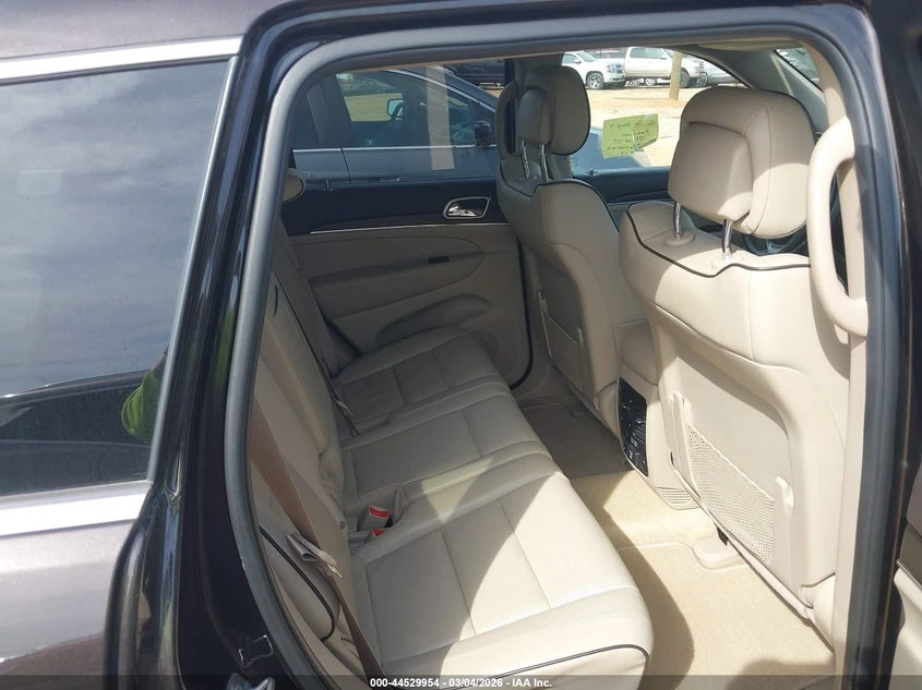 Jeep Grand cherokee 2017 JEEP GRAND CHEROKEE OVERLAND 4X4, снимка 12 - Автомобили и джипове - 53900588