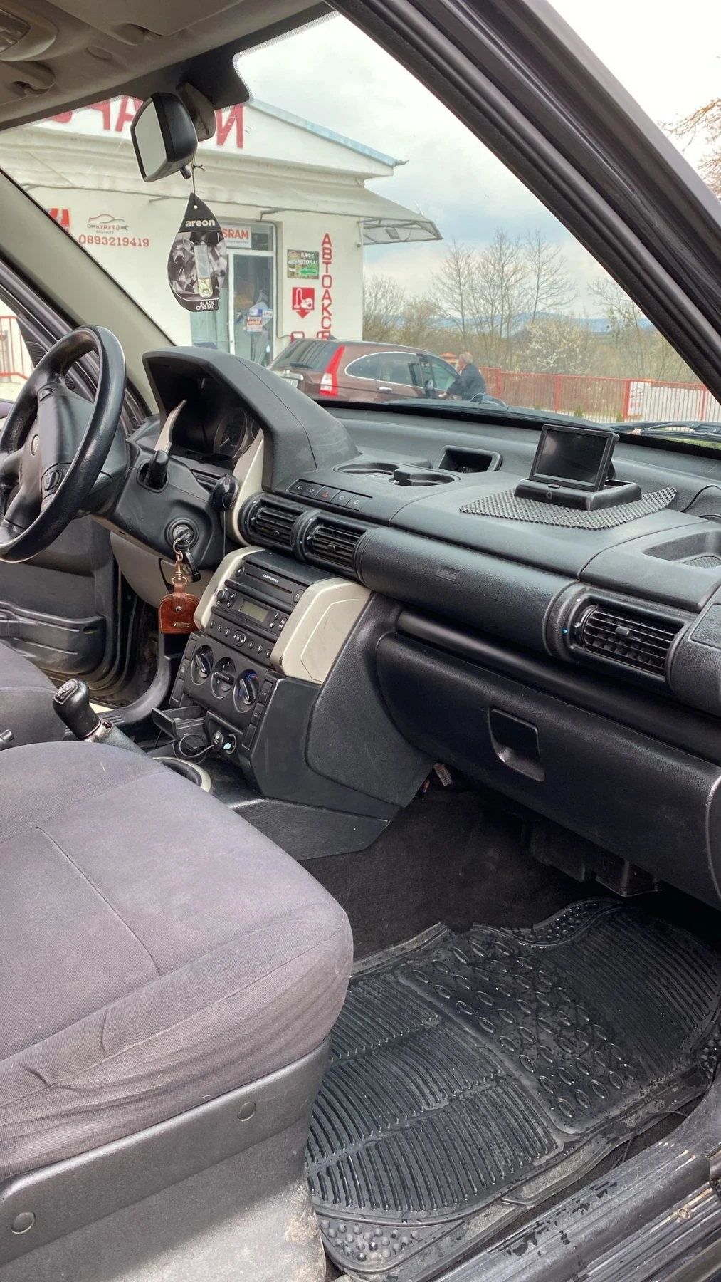 Land Rover Freelander, снимка 14 - Автомобили и джипове - 54091453