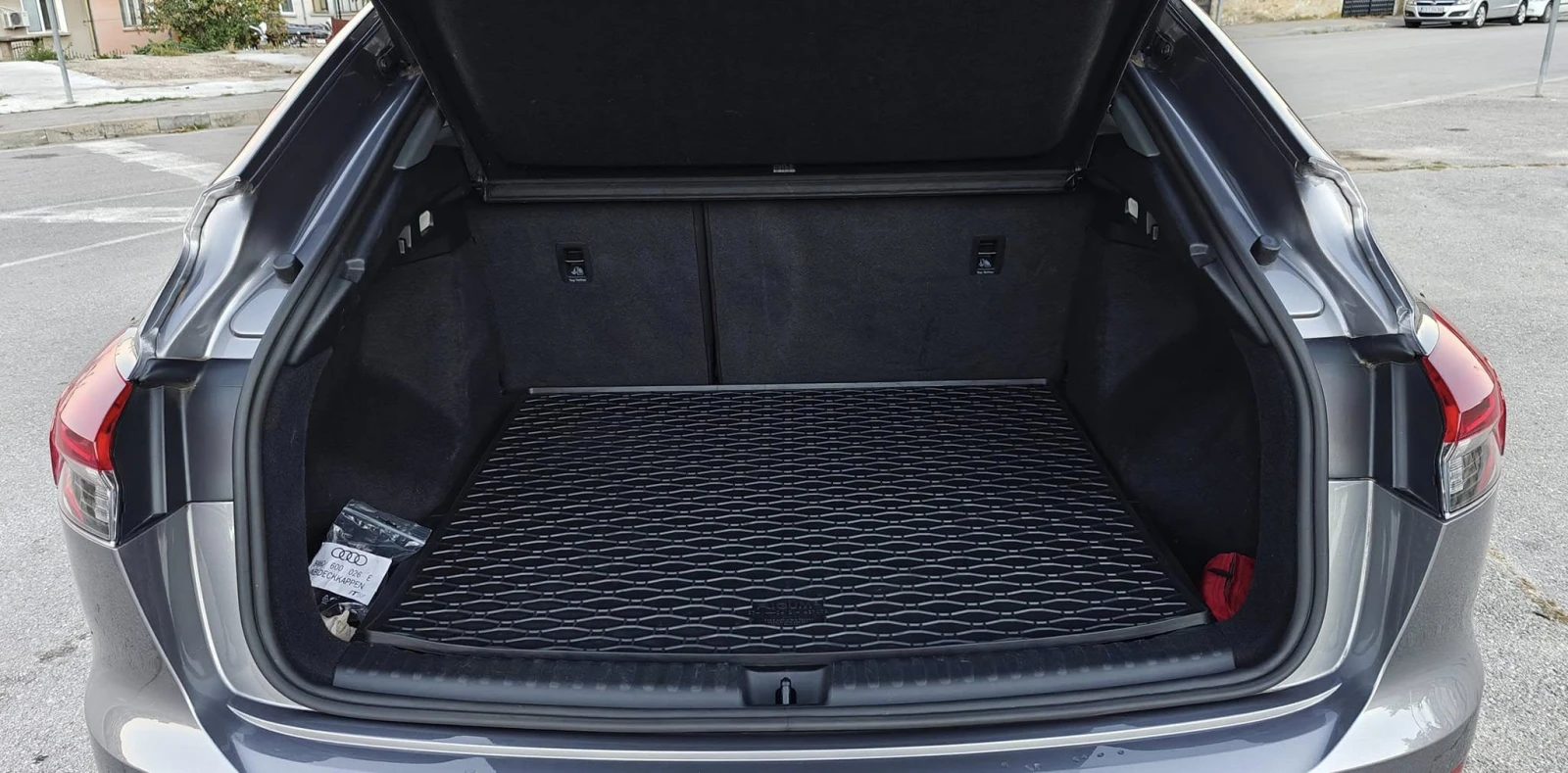 Audi Q4 Sportback E-tron 35, снимка 10 - Автомобили и джипове - 54140990