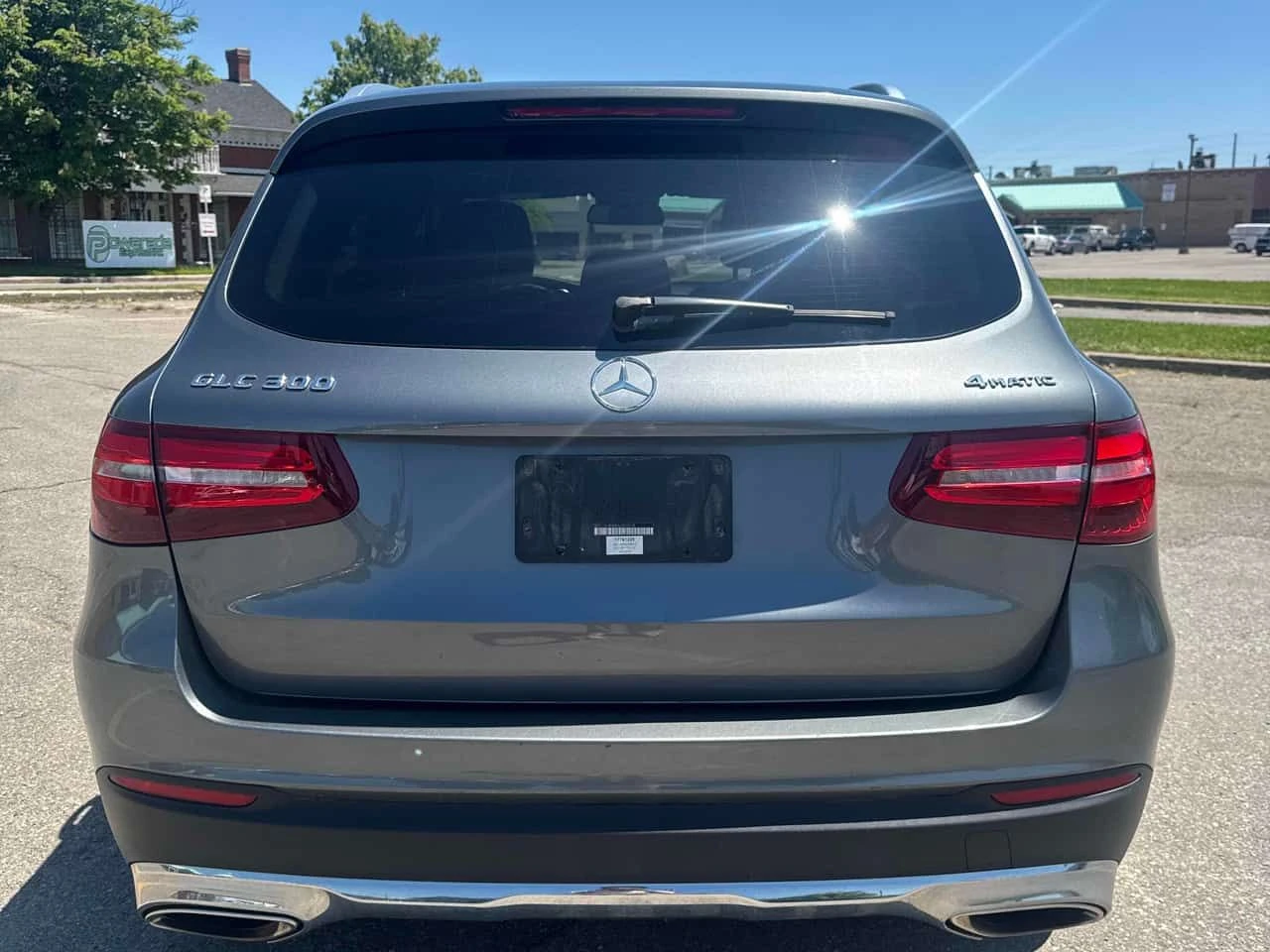 Mercedes-Benz GLC * 300 * АВТОКРЕДИТ БЕЗ ПЪРВОНАЧАЛНА ВНОСКА, снимка 5 - Автомобили и джипове - 54784295