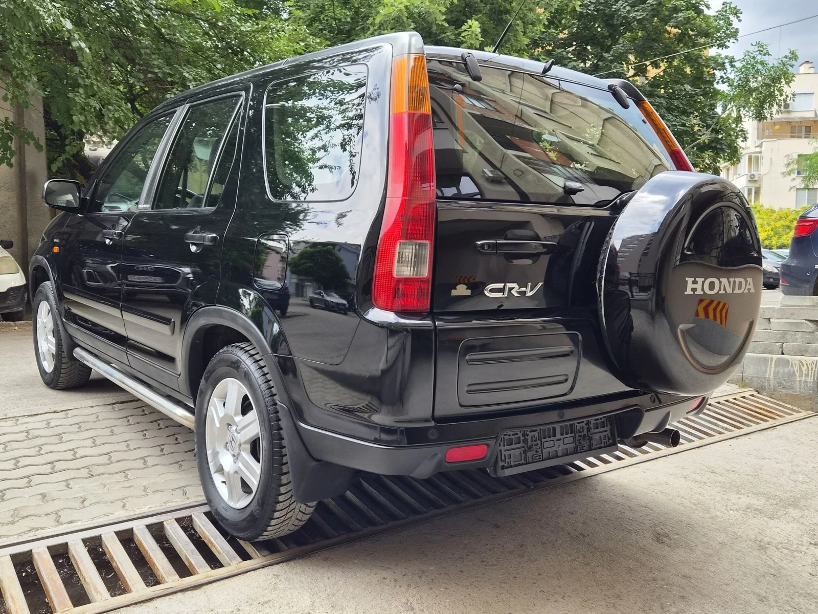 Honda Cr-v 2.0 i-Vtec 4x4 150 коня, снимка 6 - Автомобили и джипове - 55088159