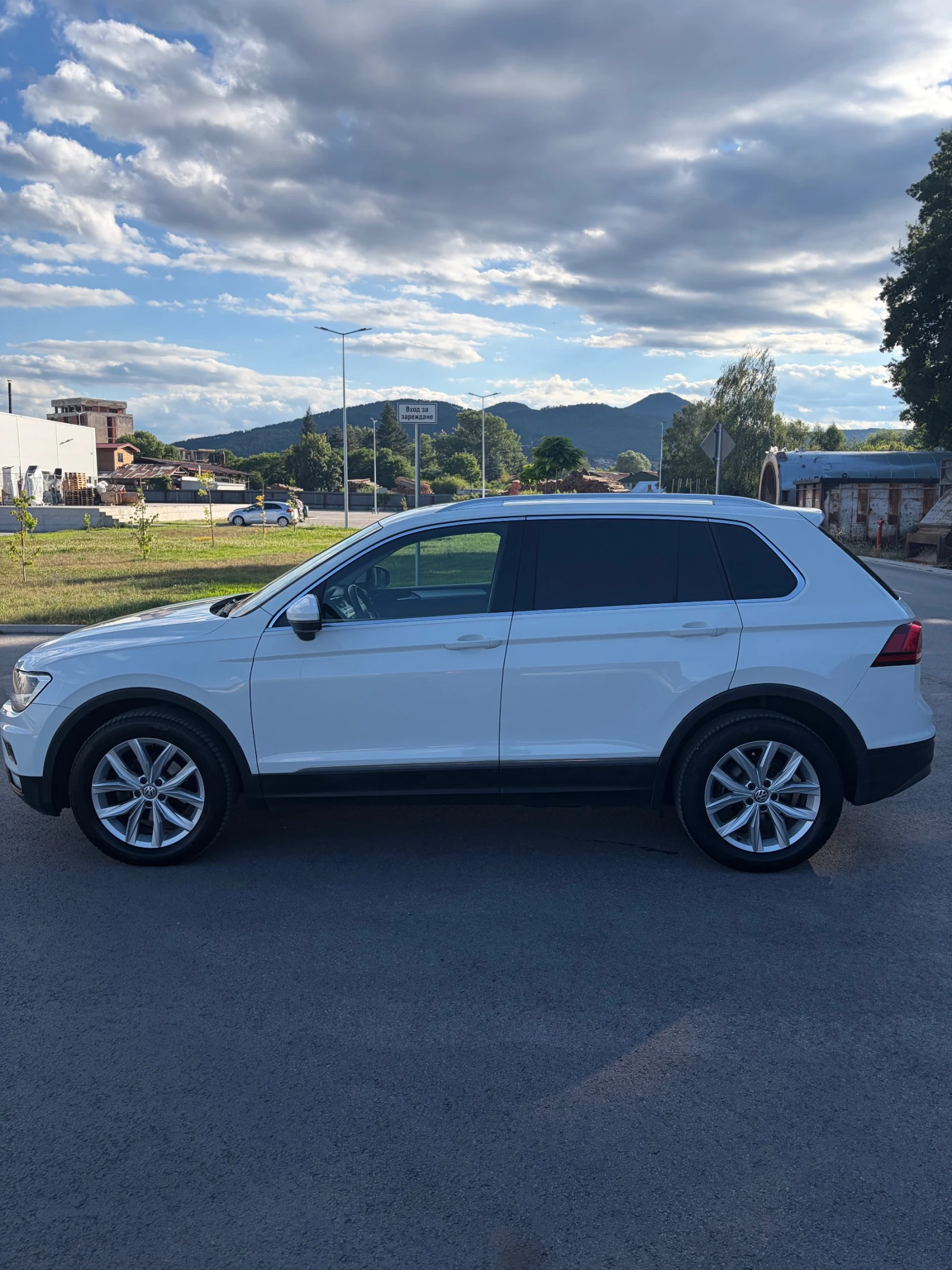 VW Tiguan offroad  ТОП 4х4, снимка 4 - Автомобили и джипове - 55285570