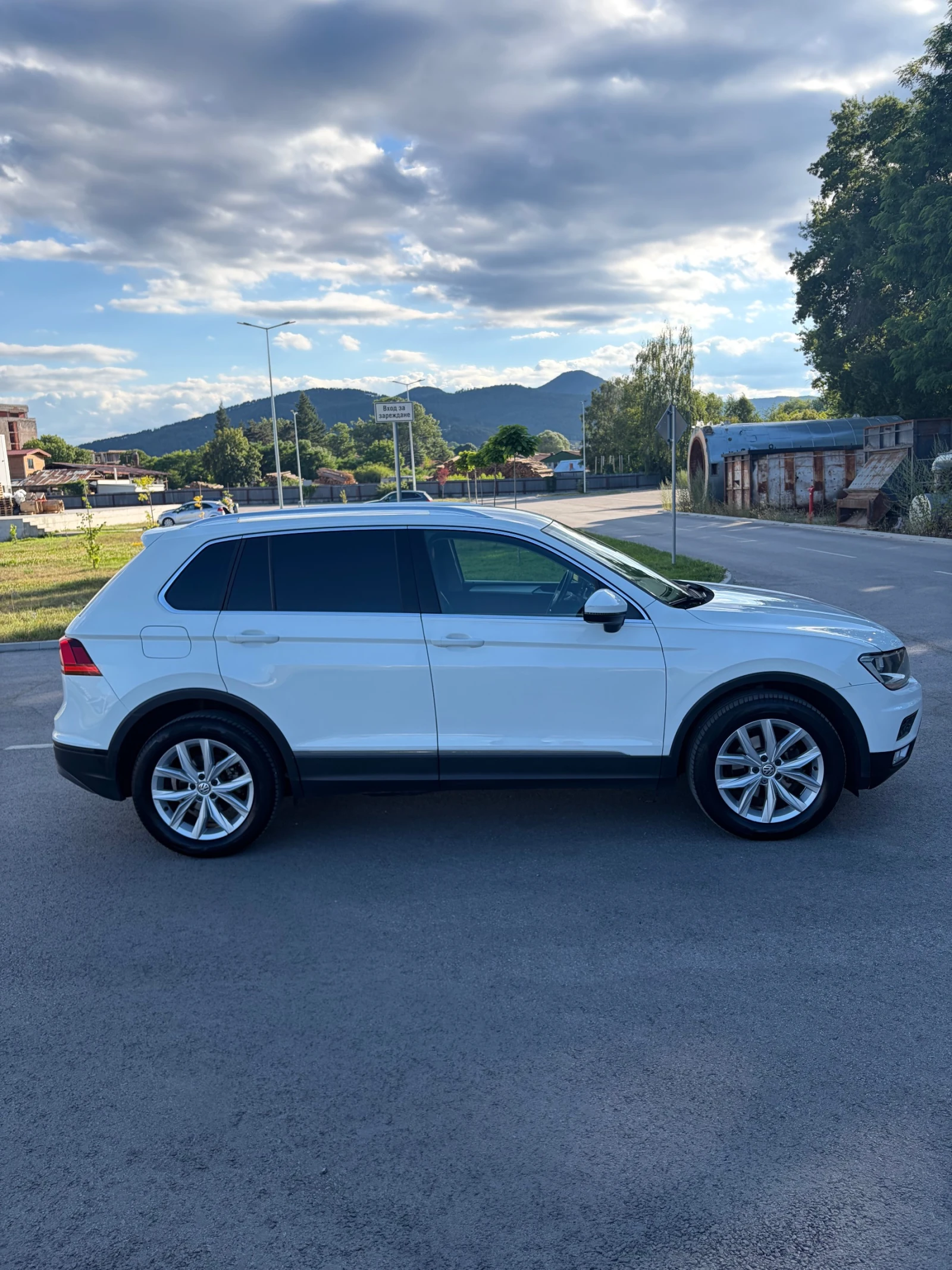 VW Tiguan offroad  ТОП 4х4, снимка 3 - Автомобили и джипове - 55285570