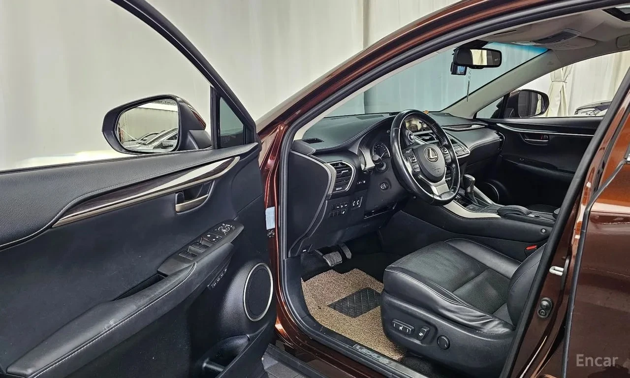 Lexus NX * Executive * КРАЙНА ЦЕНА ДО БЪЛГАРИЯ, снимка 10 - Автомобили и джипове - 55846112
