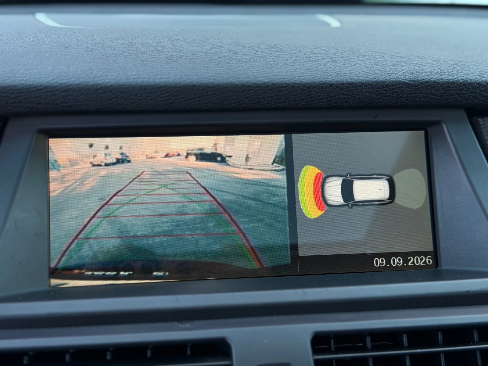 BMW X5 HEADUP, MASSAGE, KEYLESS, снимка 16 - Автомобили и джипове - 56012559