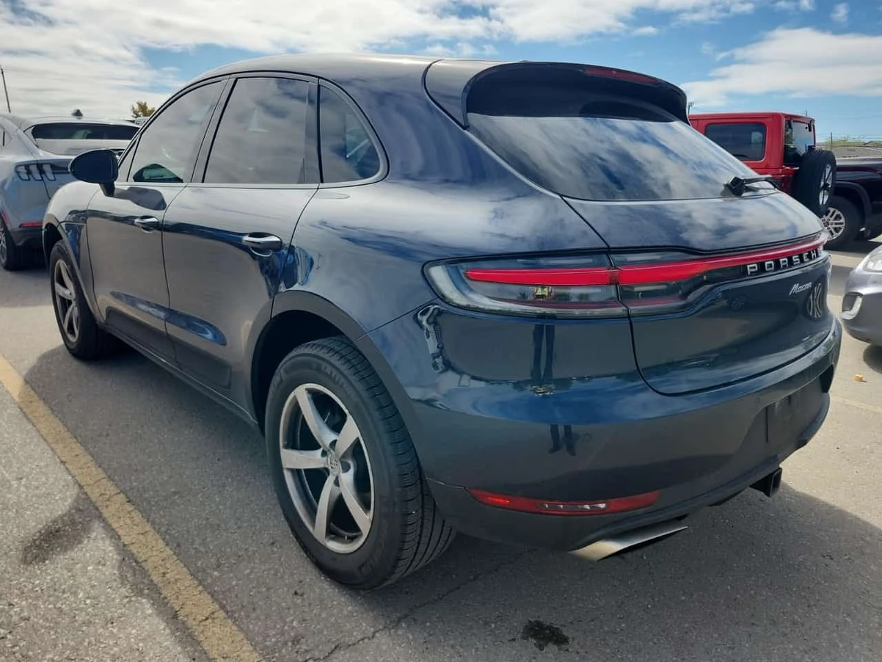 Porsche Macan  AWD / CARFAX / ЦЕНА ДО БЪЛГАРИЯ, снимка 4 - Автомобили и джипове - 56327656