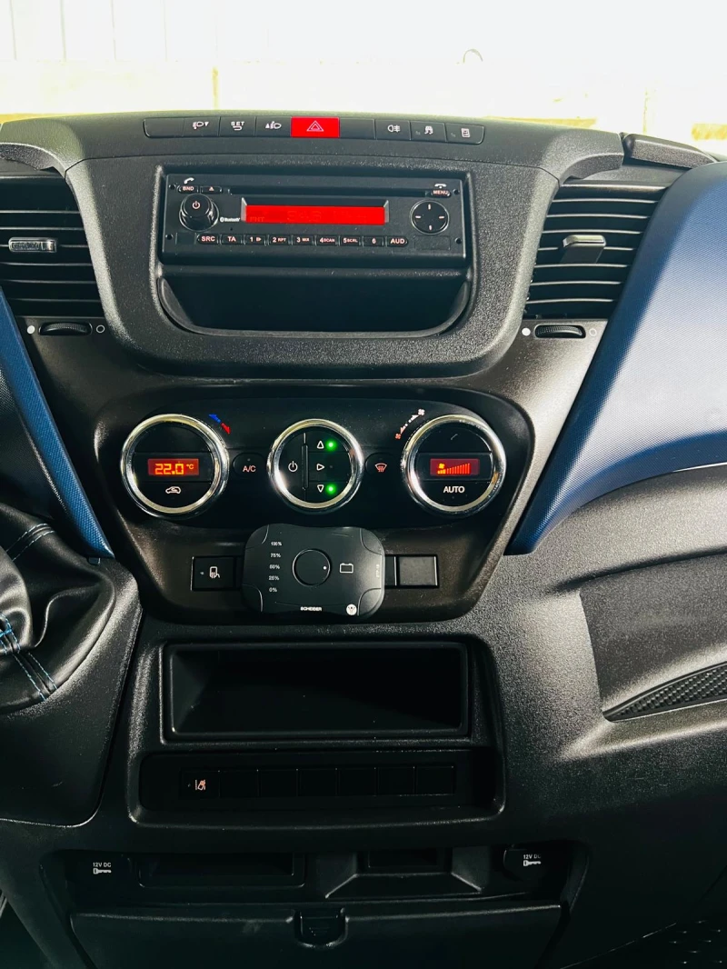 Iveco Daily 35S14G/N, снимка 15 - Бусове и автобуси - 52004645