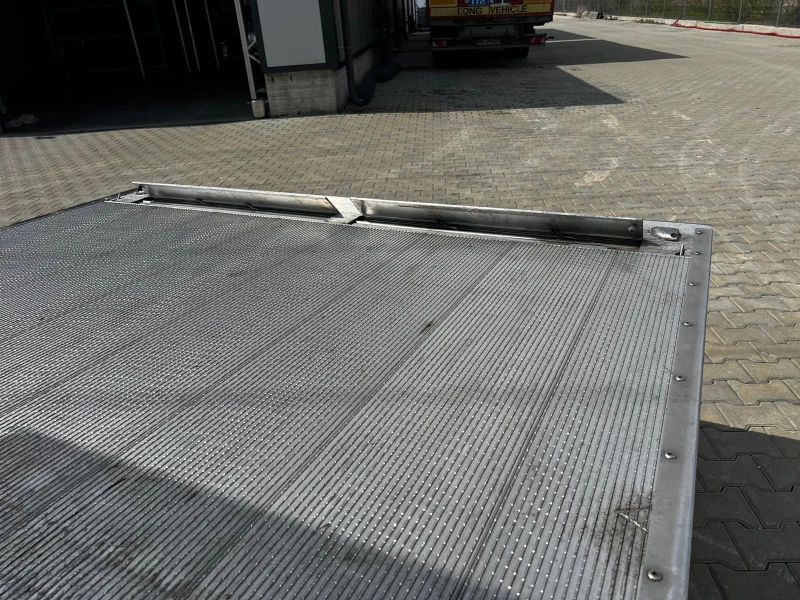 Iveco Daily 35S14G/N, снимка 7 - Бусове и автобуси - 52004645