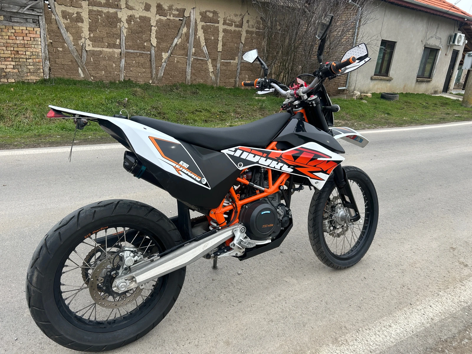 Ktm SMC 690 Enduro R - изображение 3