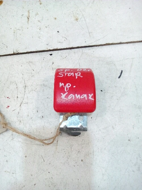 Дръжка вътрешна отваряне преден капак Мицубиши Спейс Стар