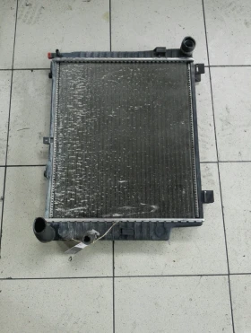 Воден радиатор Мерцедес Ц220 w202