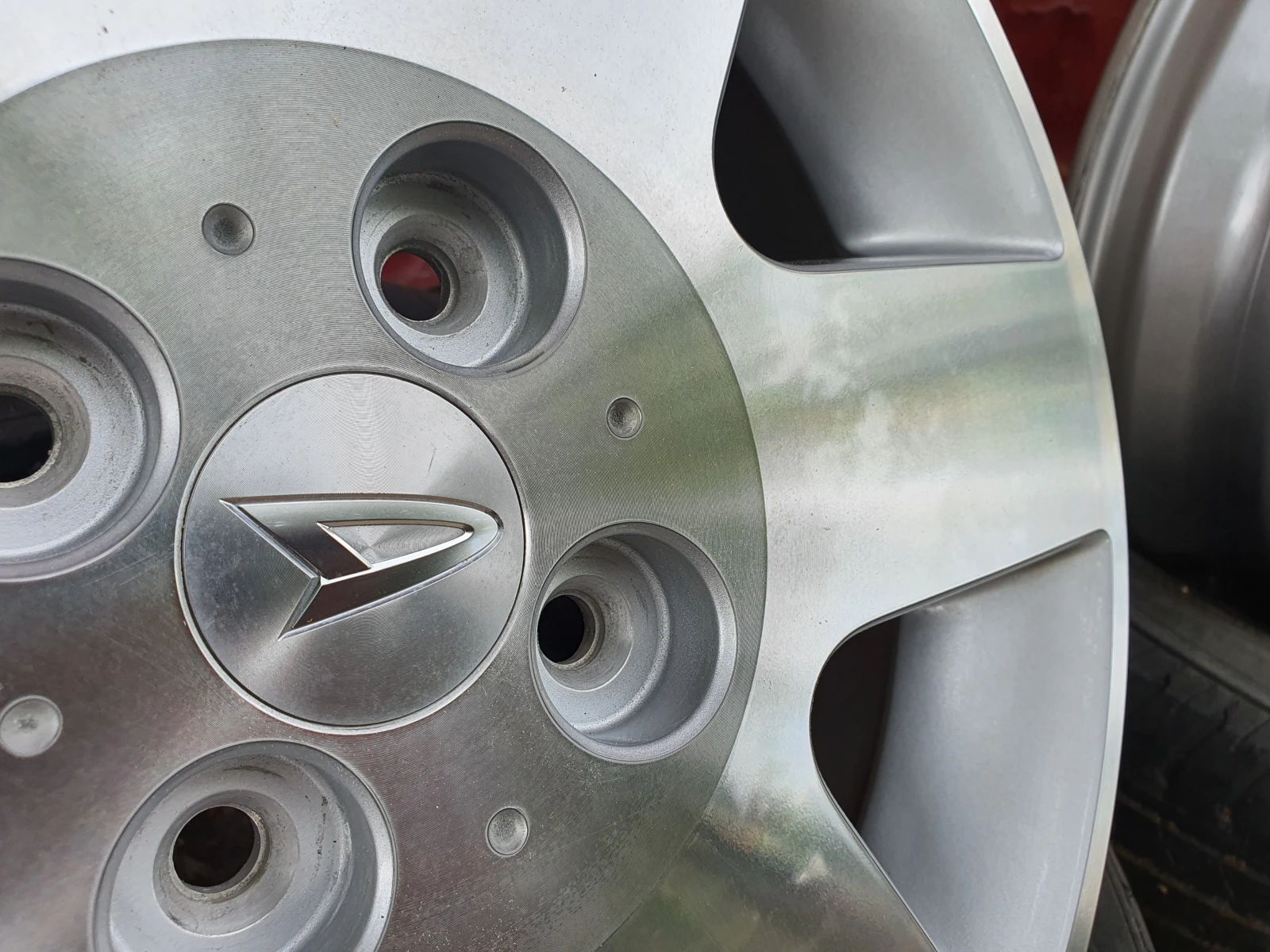   Daihatsu Sirion | Mobile.bg   9