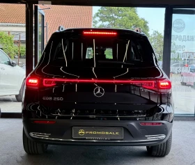 Mercedes-Benz EQB AMG* 7 МЕСТЕН* ГАРАНЦИЯ* ОБСЛУЖЕН* ЛИЗИНГ, снимка 6